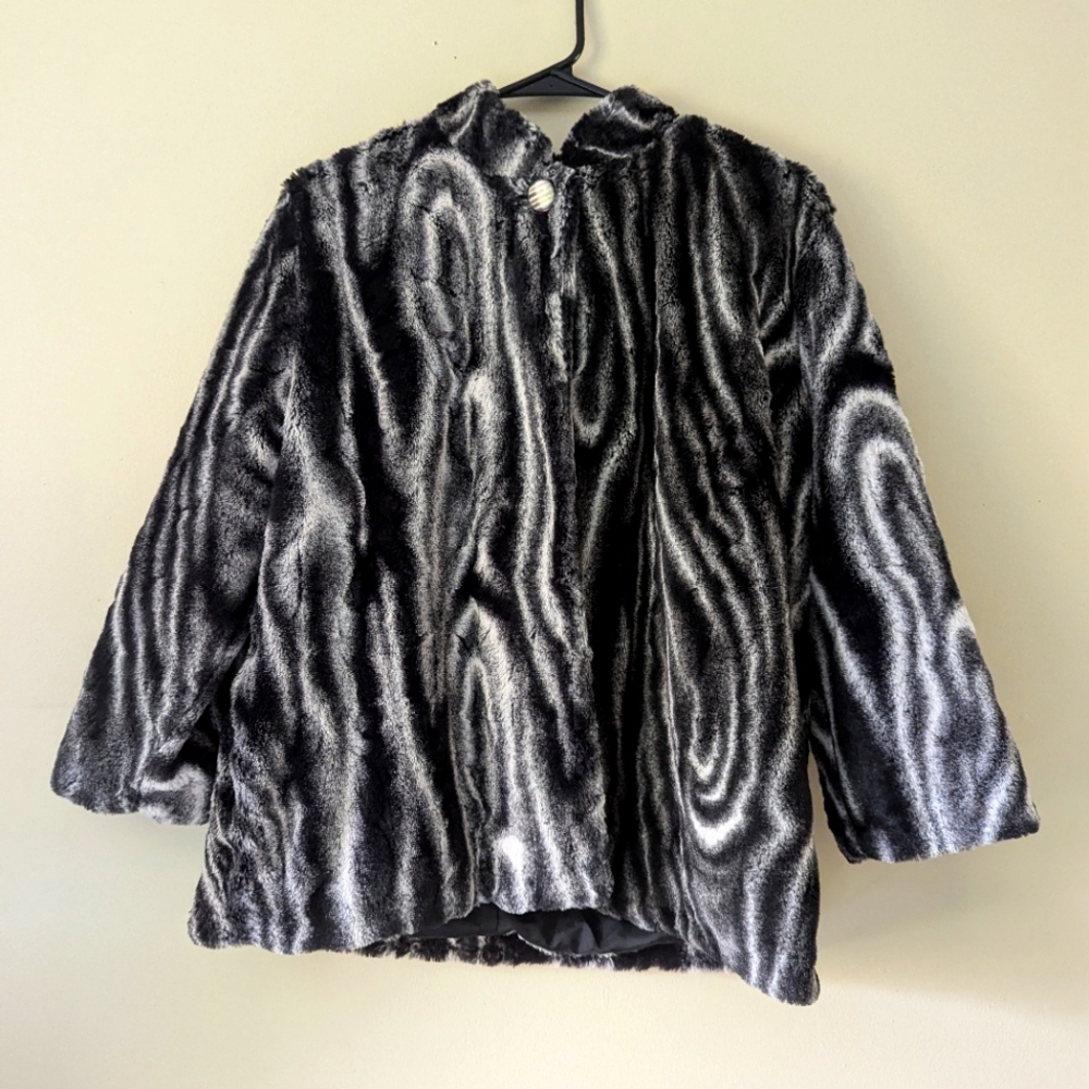 Alfred Dunner faux fur jacket women's size 8